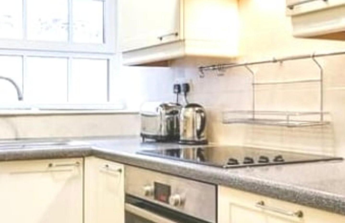 Sunny 1 Bedroom Flat In Central Londyn Zewnętrze zdjęcie